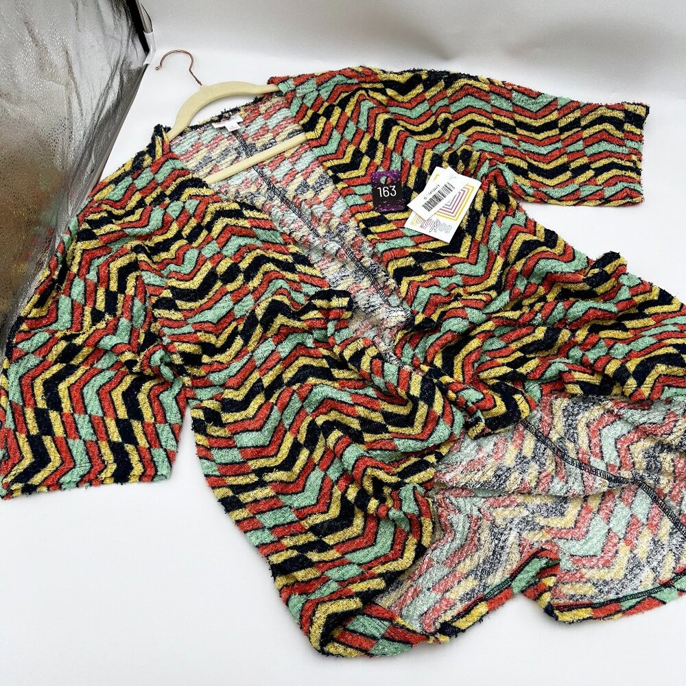 New With Tags LuLaRoe Lindsay kimono styled cardigan in small (0-8)